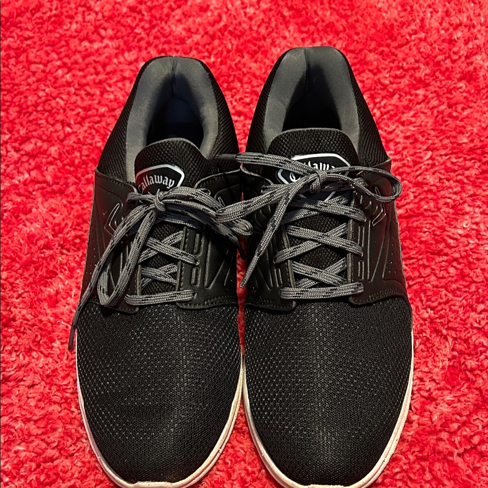 Callaway Men's Black and White Athletic Shoes